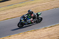 anglesey-no-limits-trackday;anglesey-photographs;anglesey-trackday-photographs;enduro-digital-images;event-digital-images;eventdigitalimages;no-limits-trackdays;peter-wileman-photography;racing-digital-images;trac-mon;trackday-digital-images;trackday-photos;ty-croes